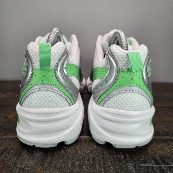 NEW New Balance 530 Womens Size 10 D Running Shoes U530APL White Green - Picture 4 of 12